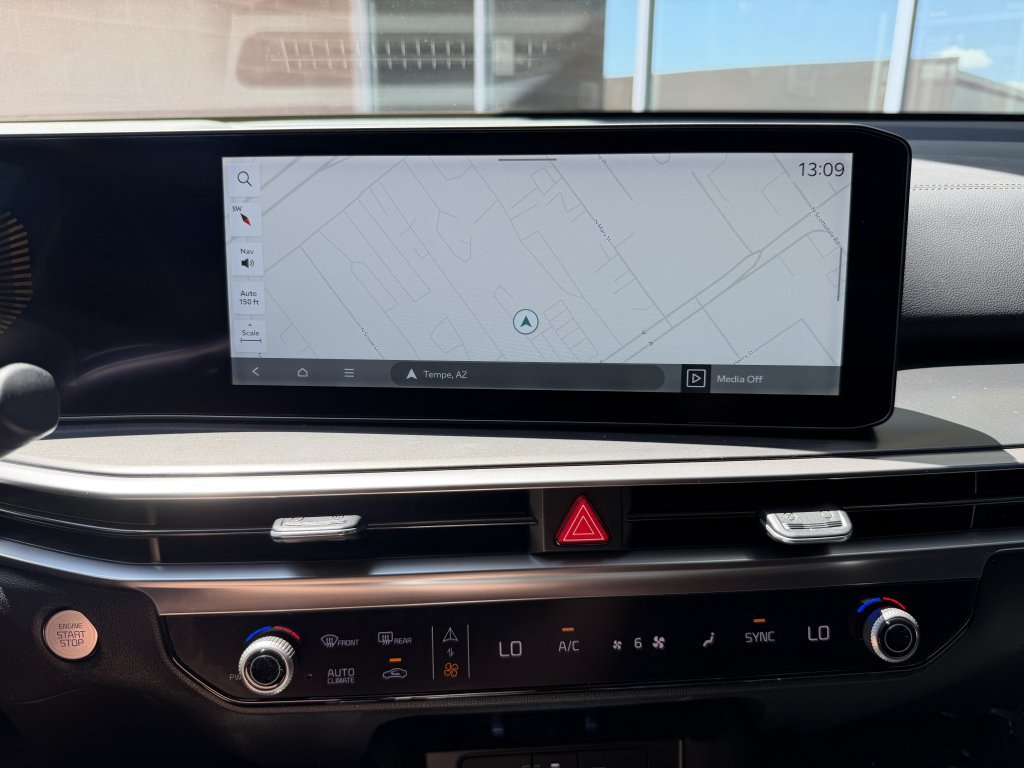 Used 2025 Kia Sorento S w/ Panoramic Sunroof Package FWD image 19