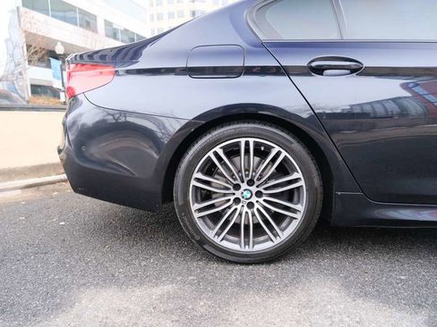 Used 2019 BMW 540i xDrive w/ M Sport Package image 13
