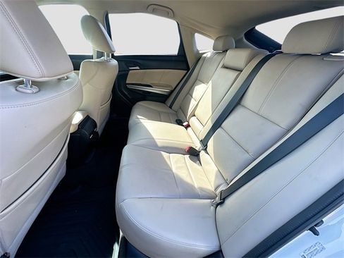 Used 2013 Honda Crosstour EX-L image 22