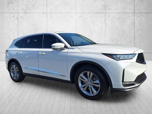 Certified 2025 Acura MDX FWD image 3