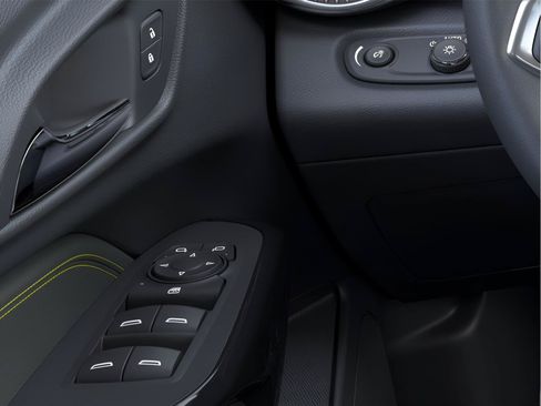 New 2026 Chevrolet Trax ACTIV w/ Driver Confidence Package FWD image 22