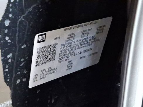 New 2025 Cadillac Escalade IQ Sport 2 image 17