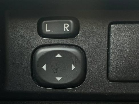 Used 2013 Lexus ES 350 w/ Luxury Pkg FWD image 42