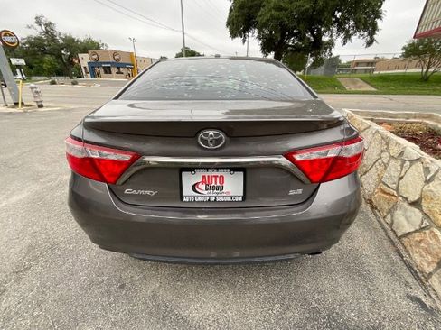 Used 2014 Toyota Camry SE w/ Fleet Convenience Package FWD image 6
