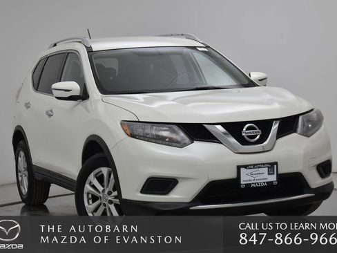 Used 2016 Nissan Rogue SV image 1