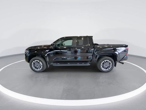 Certified 2024 Toyota Tacoma TRD Sport AWD/4WD image 5