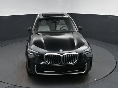 Used 2024 BMW X5 xDrive50e w/ Premium Package AWD/4WD image 37