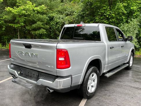 Used 2025 RAM 1500 Big Horn AWD/4WD image 5