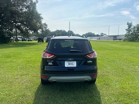 Used 2016 Ford Escape SE w/ Equipment Group 201A FWD image 5