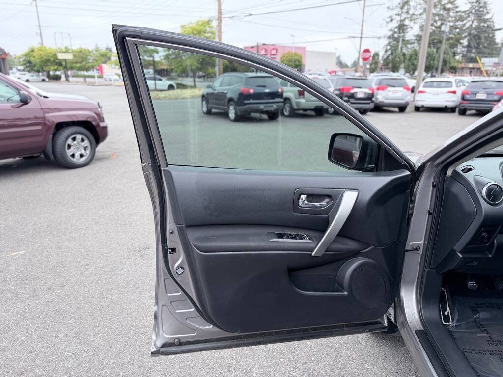 Used 2009 Nissan Rogue S AWD/4WD image 12