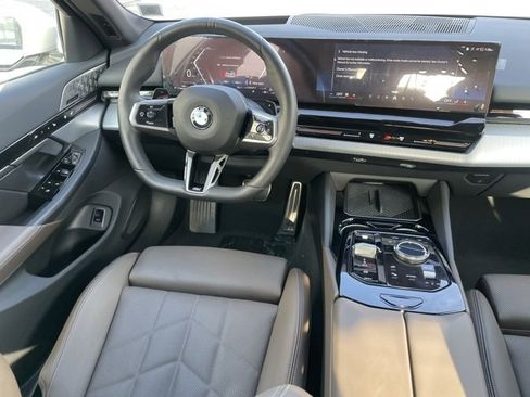 Certified 2026 BMW 530i xDrive w/ M Sport Package image 13