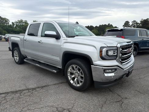 Used 2018 GMC Sierra 1500 SLT AWD/4WD image 1