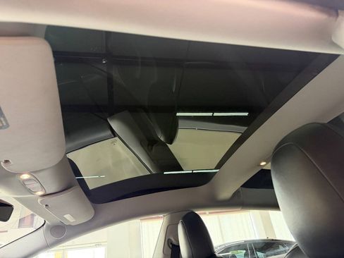 Used 2021 Tesla Model 3 Standard Range Plus RWD image 26