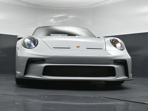 Certified 2024 Porsche 911 GT3 RS RWD image 31
