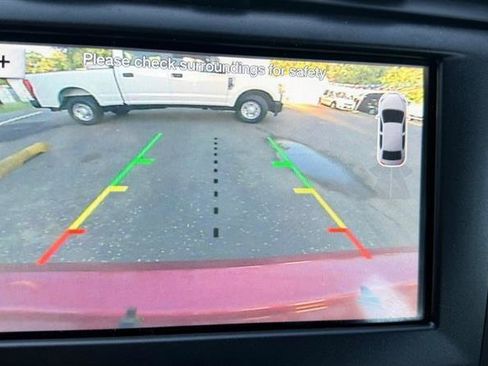 Used 2017 Ford Fusion SE w/ Equipment Group 201A FWD image 13