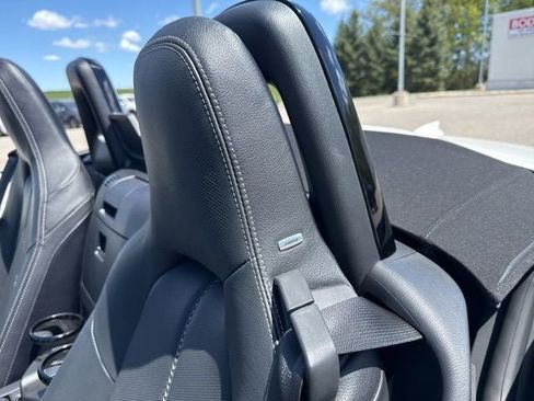 Used 2024 MAZDA MX-5 Miata Grand Touring RWD image 15