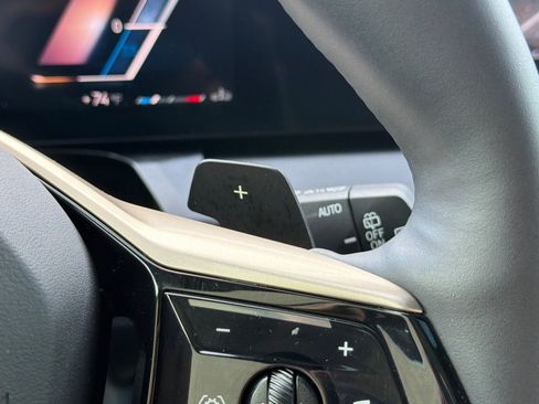 Used 2025 BMW X3 xDrive30i w/ Premium Package image 33