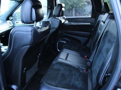 Used 2014 Jeep Grand Cherokee SRT8 w/ Luxury Group II AWD/4WD image 17