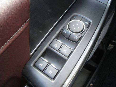 Used 2023 Ford F150 Lariat w/ Equipment Group 502A High image 48