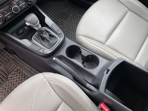 Used 2020 Kia Soul S FWD image 9
