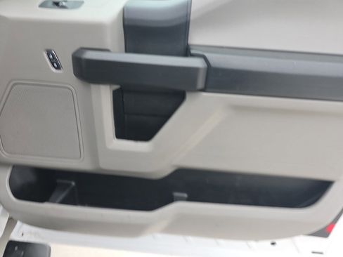 Used 2019 Ford F250 XL w/ Power Equipment Group image 20