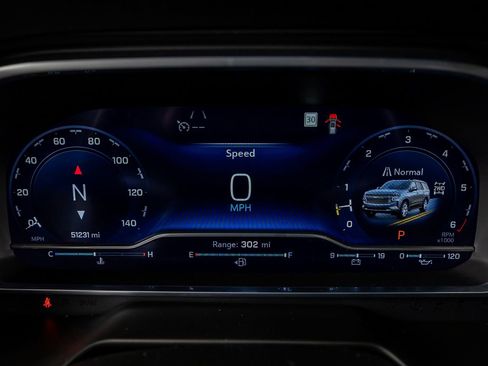 Used 2023 Chevrolet Suburban High Country image 20