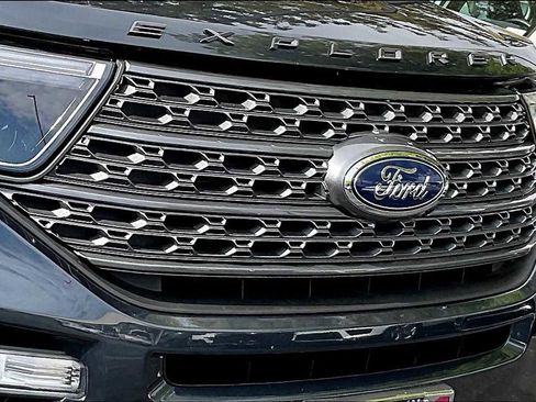 Used 2023 Ford Explorer XLT w/ Equipment Group 202A image 34