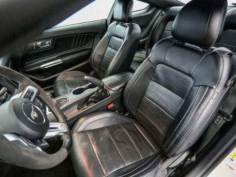 Used 2017 Ford Mustang GT Premium w/ GT Performance Package RWD image 19