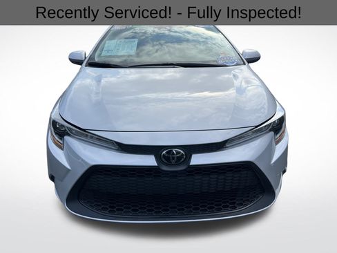 Used 2022 Toyota Corolla LE image 3