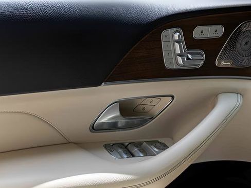 Used 2022 Mercedes-Benz GLE 350 GLE 350 w/ Premium Package image 16