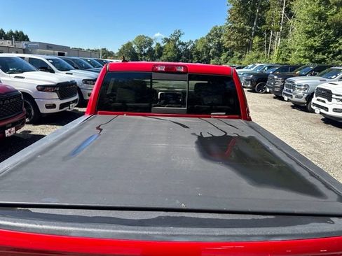 Used 2016 RAM 1500 Laramie w/ Convenience Group AWD/4WD image 11