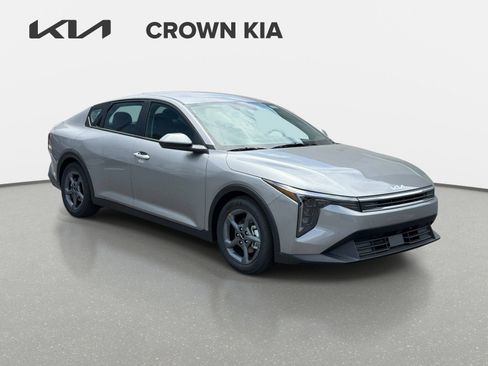 New 2026 Kia K4 FWD image 3