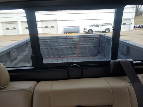 Used 2018 GMC Sierra 2500 Denali w/ Duramax Plus Package image 14