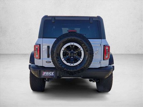 Used 2023 Ford Bronco Badlands w/ Sasquatch Package AWD/4WD image 6