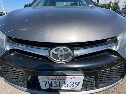 Used 2017 Toyota Camry SE FWD image 12