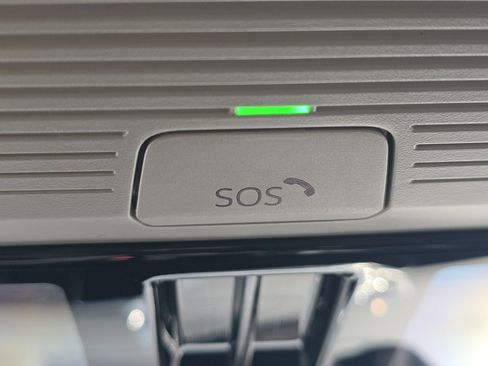 New 2026 Volkswagen Tiguan SE image 27