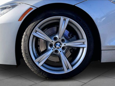 Used 2014 BMW Z4 sDrive35i image 8