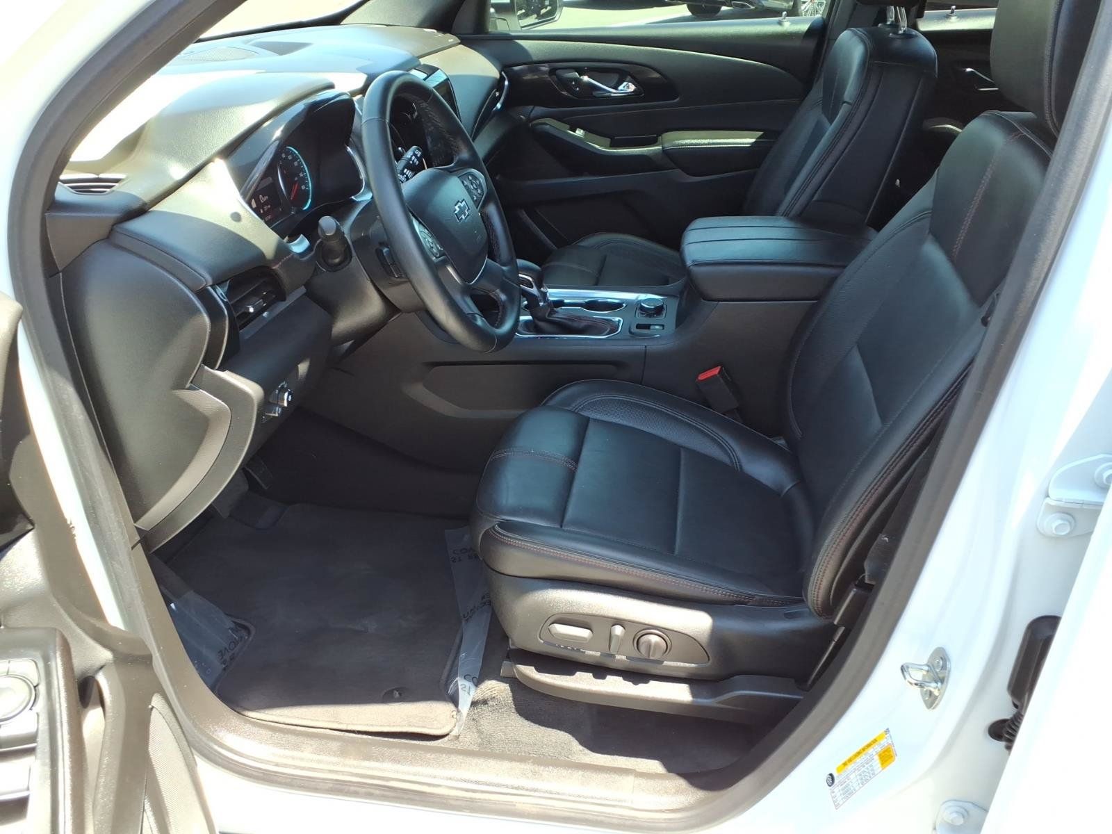 Used 2023 Chevrolet Traverse RS AWD/4WD image 15