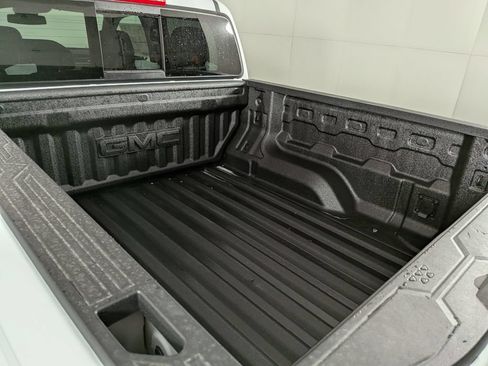 New 2026 GMC Canyon AT4 w/ Technology Plus Package AWD/4WD image 11