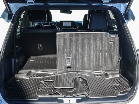 Certified 2023 Toyota Highlander XSE image 26