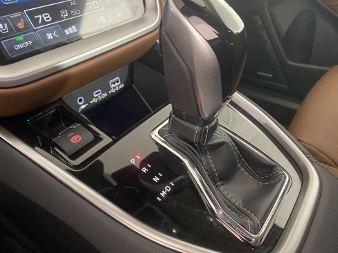 Certified 2025 Subaru Outback Touring XT image 17