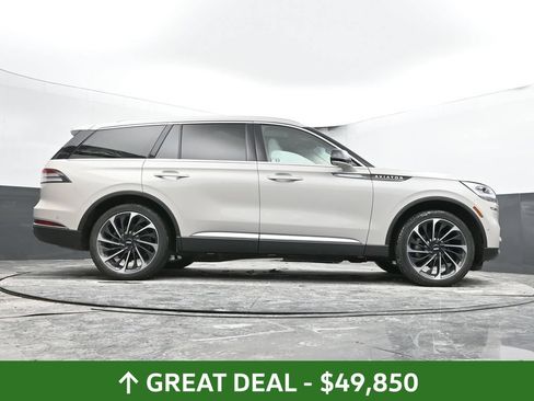 Used 2024 Lincoln Aviator Reserve w/ Equipment Group 201A AWD/4WD image 49