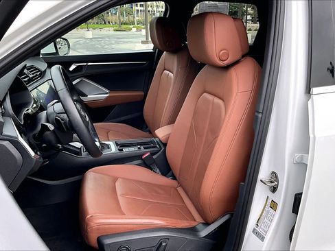 Used 2022 Audi Q3 2.0T Premium w/ Convenience Package image 7