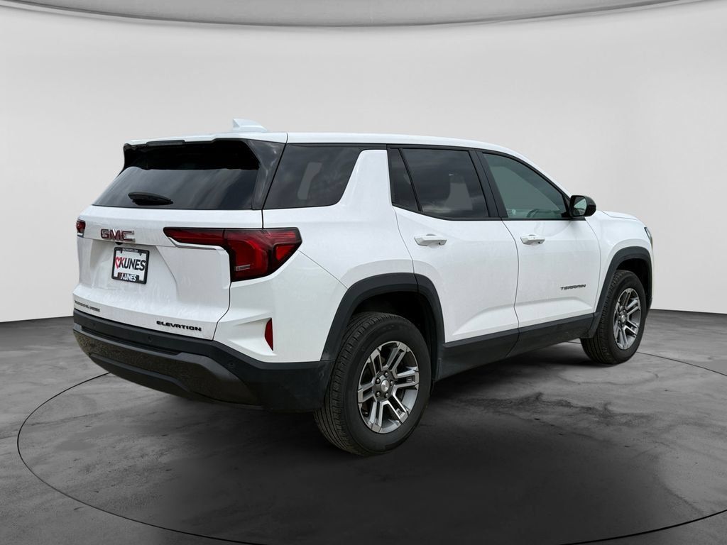 Used 2025 GMC Terrain Elevation AWD/4WD image 9