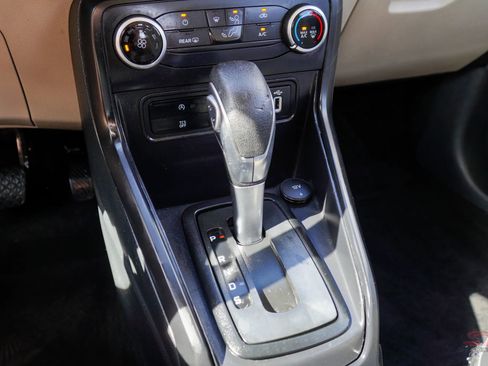 Used 2018 Ford EcoSport S image 28