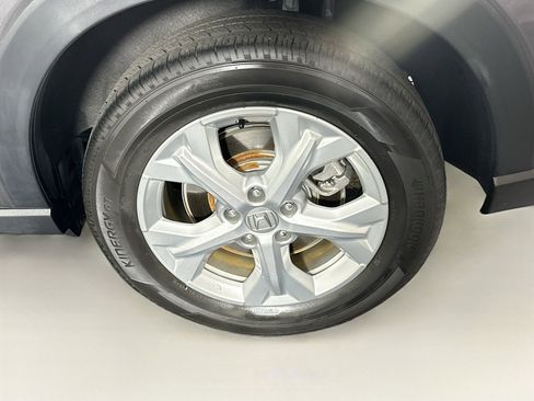 Used 2023 Honda HR-V LX image 11