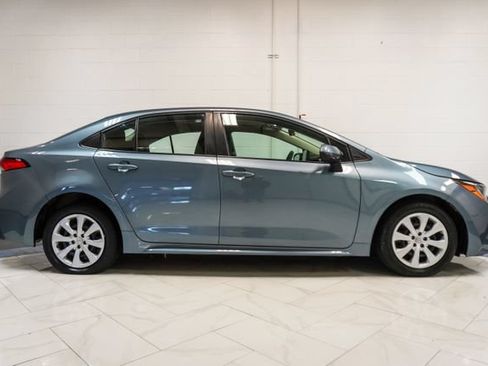 Used 2023 Toyota Corolla LE FWD image 31