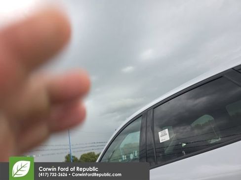 Used 2025 Ford Escape Active w/ Tech Pack #1 AWD/4WD image 9
