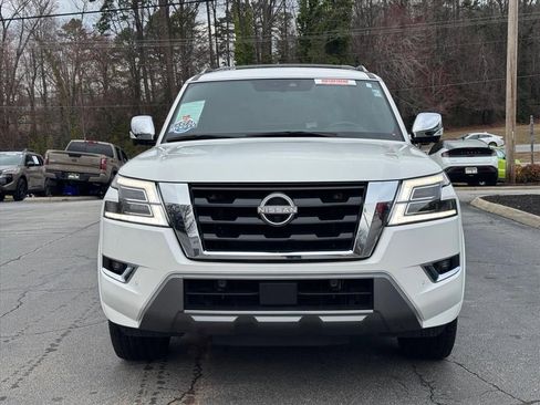 Used 2022 Nissan Armada Platinum w/ Captain's Chairs Package image 8