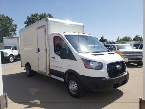 Used 2022 Ford Transit 350 DRW RWD image 5